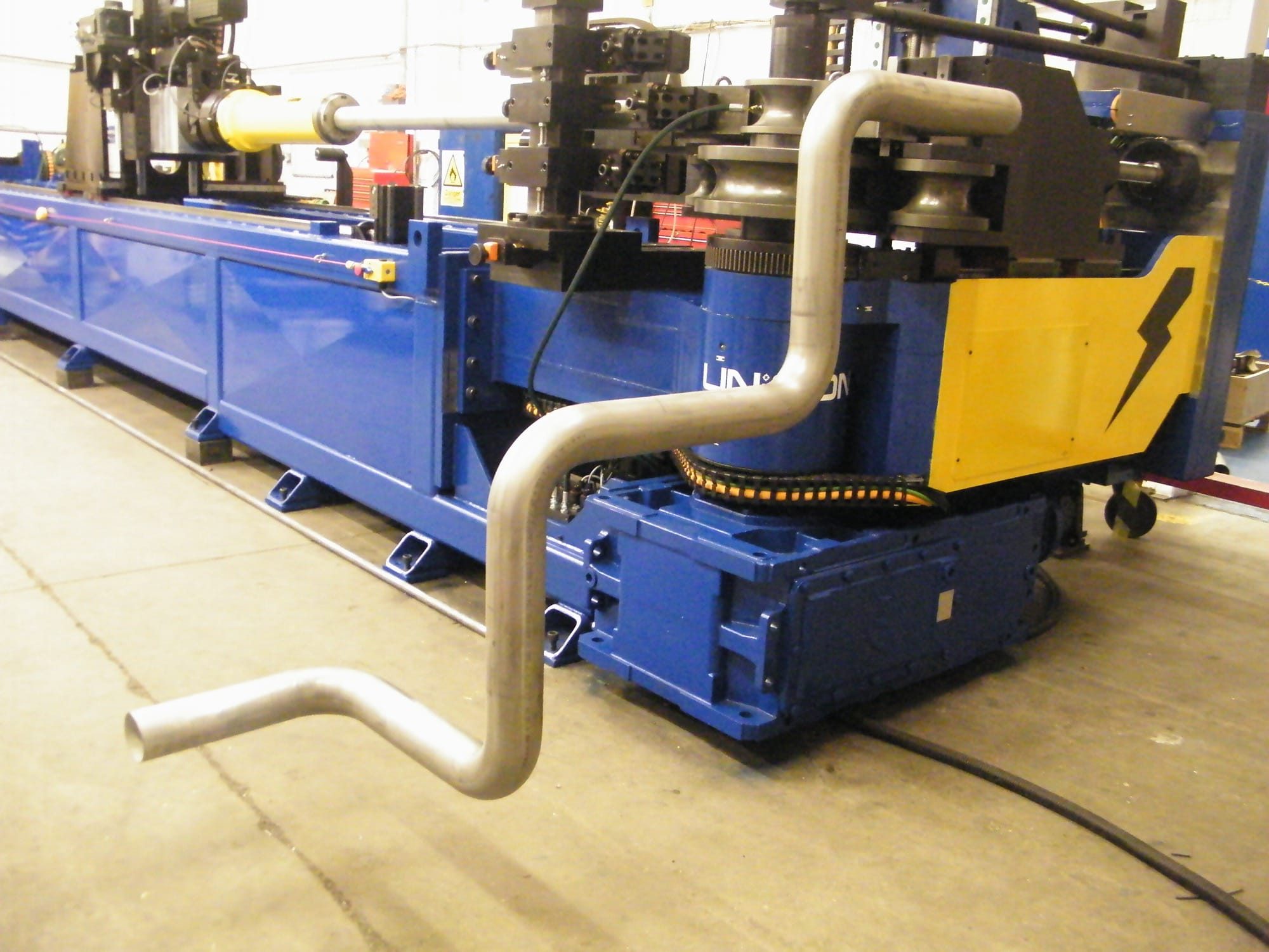 Unison | ULTRA-PRECISE AND ULTRA-VERSATILE SOLUTION FOR VAN RIJSOORT 1