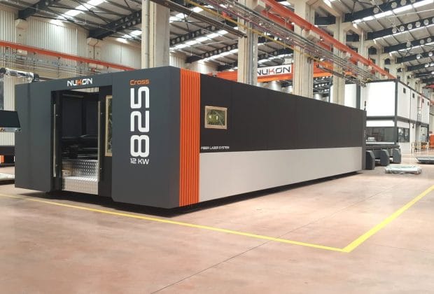 fibre laser cutting machine